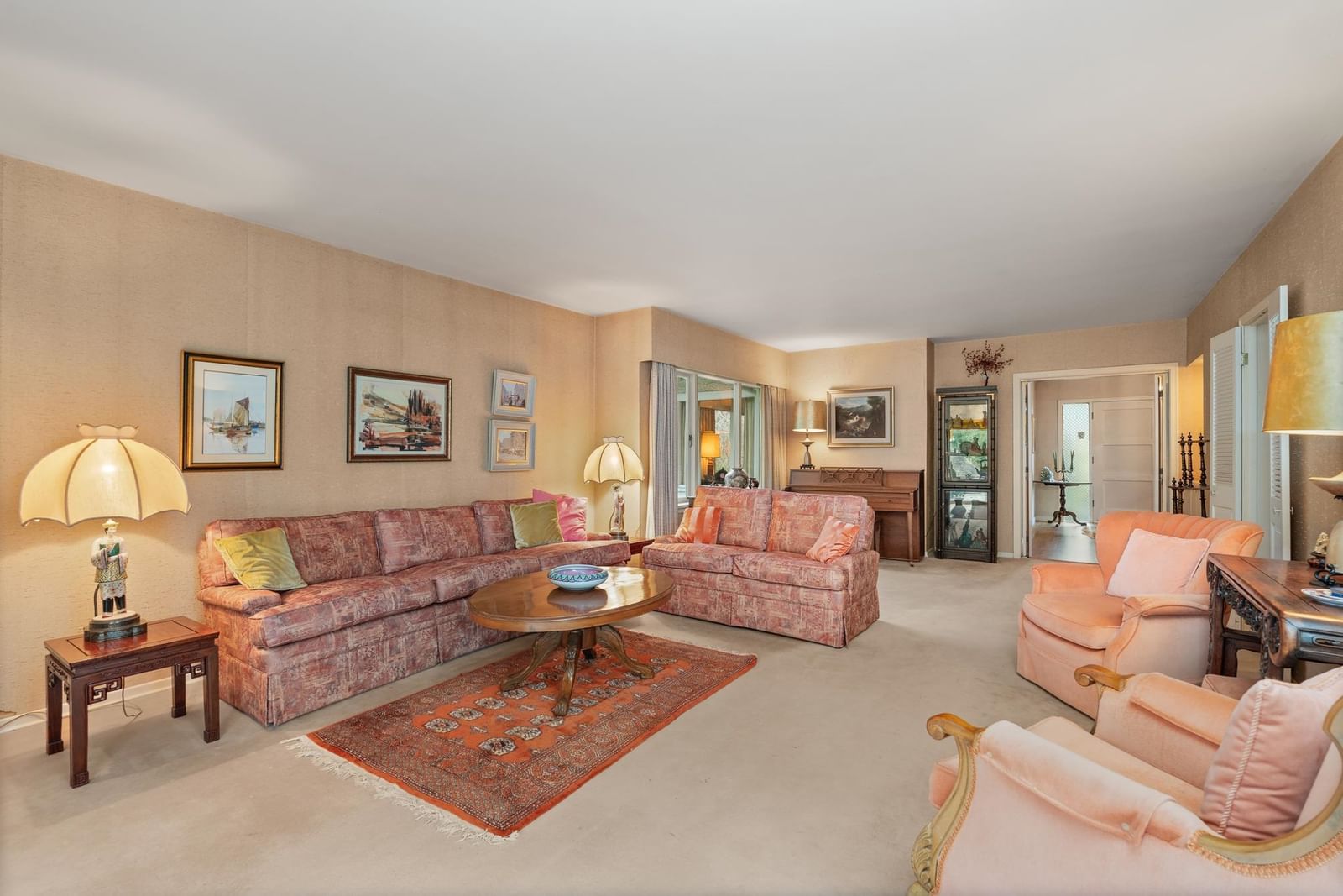 Listing Image 8