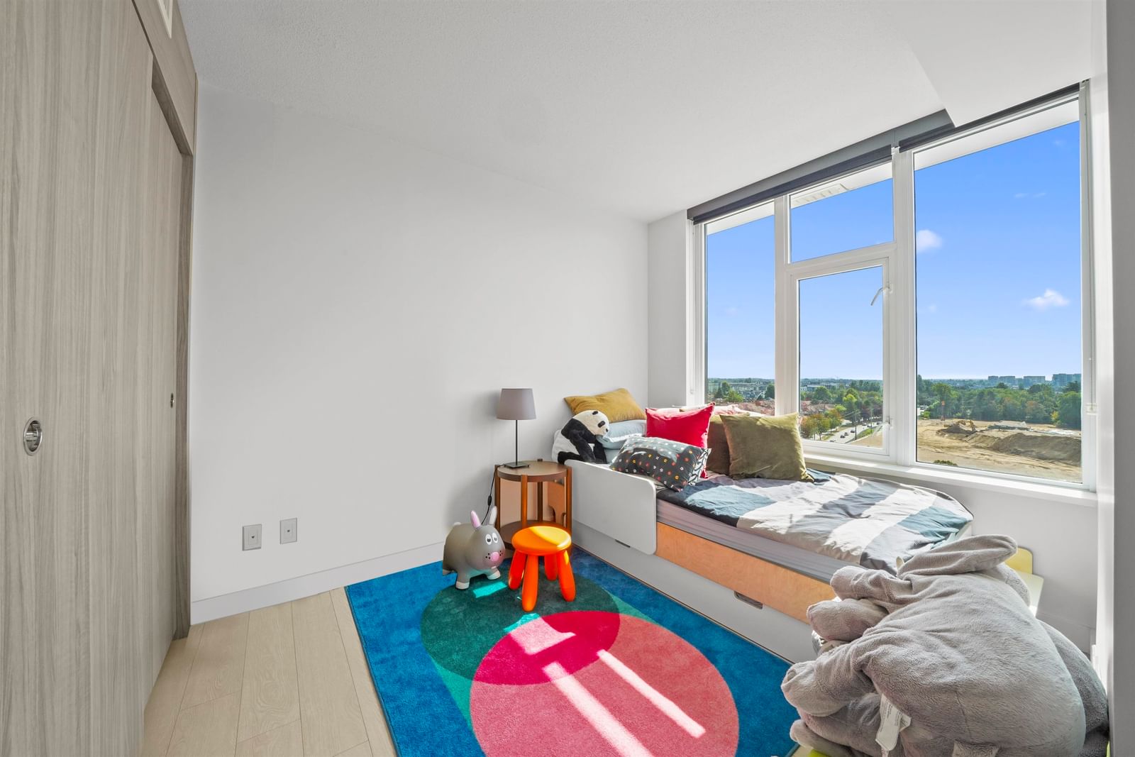 Listing Image 13