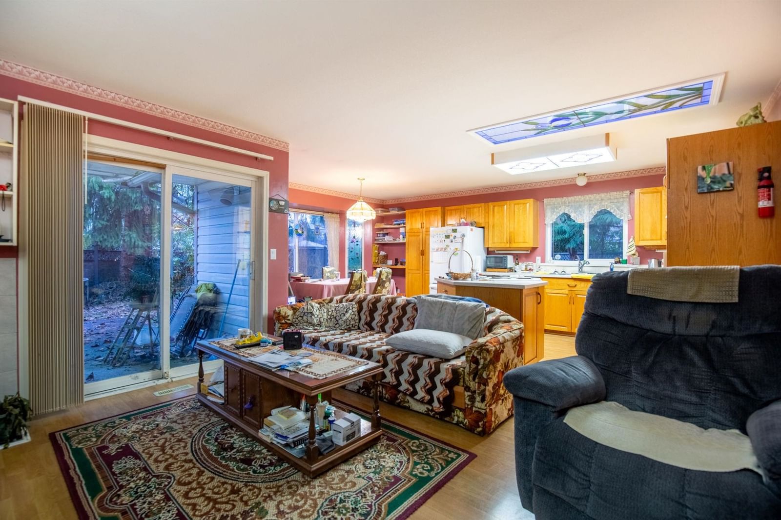 Listing Image 9