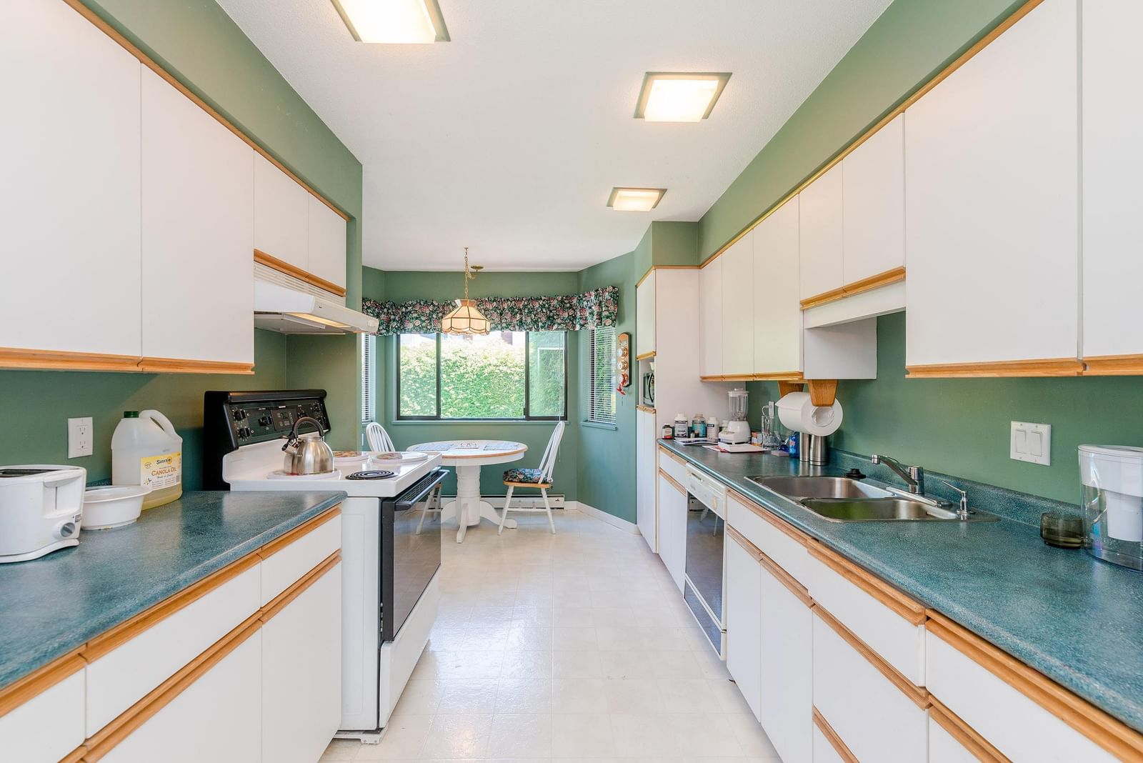 Listing Image 9