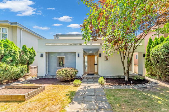 846 King Edward Avenue