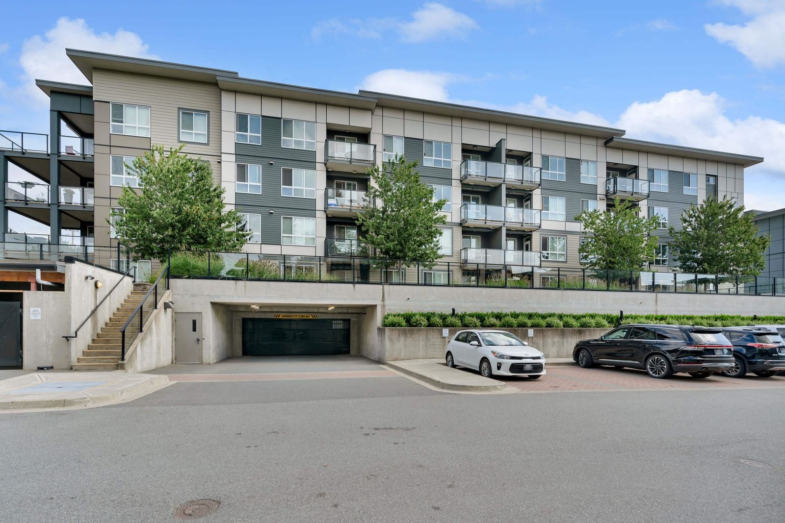 Listing Image 20