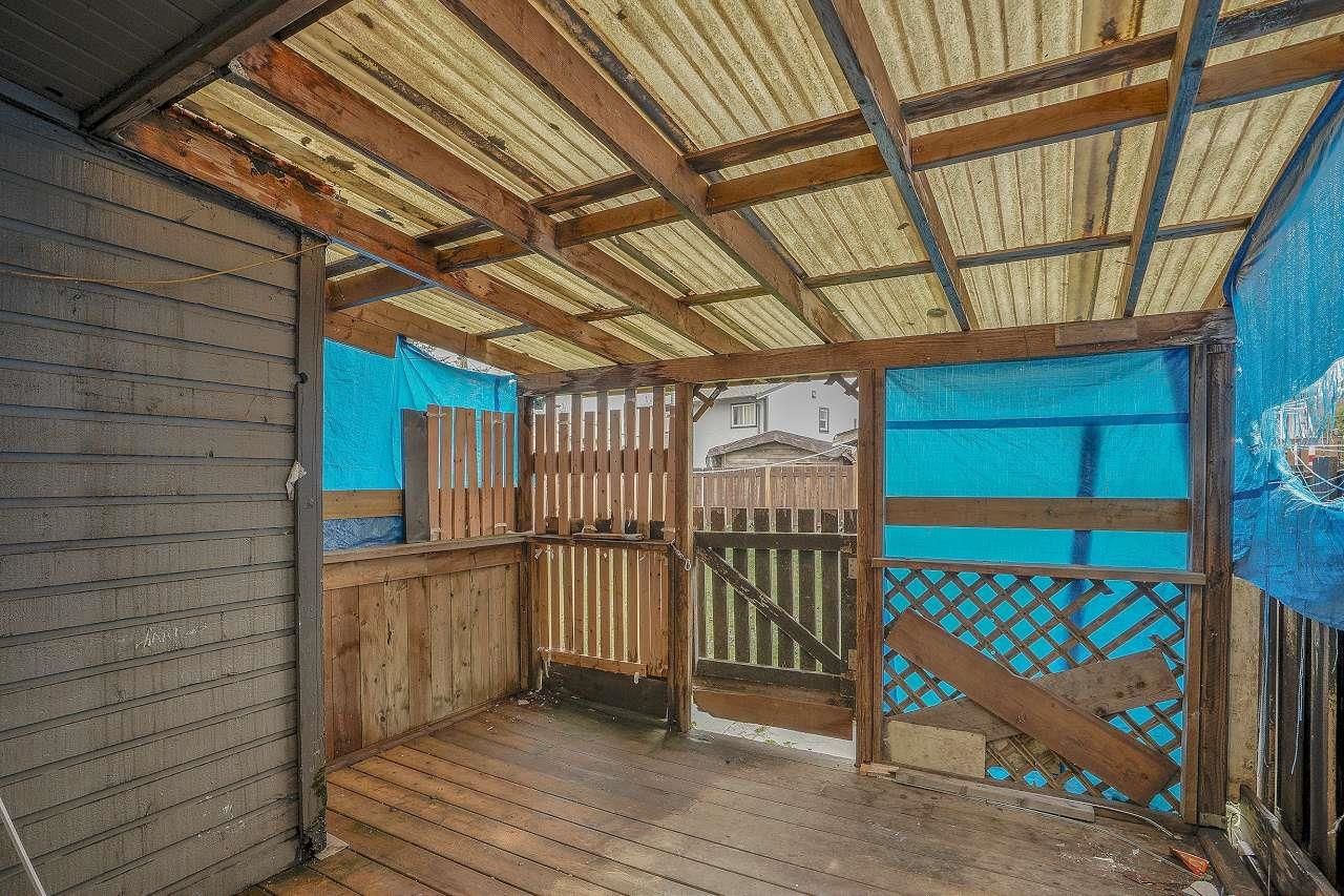 Listing Image 11