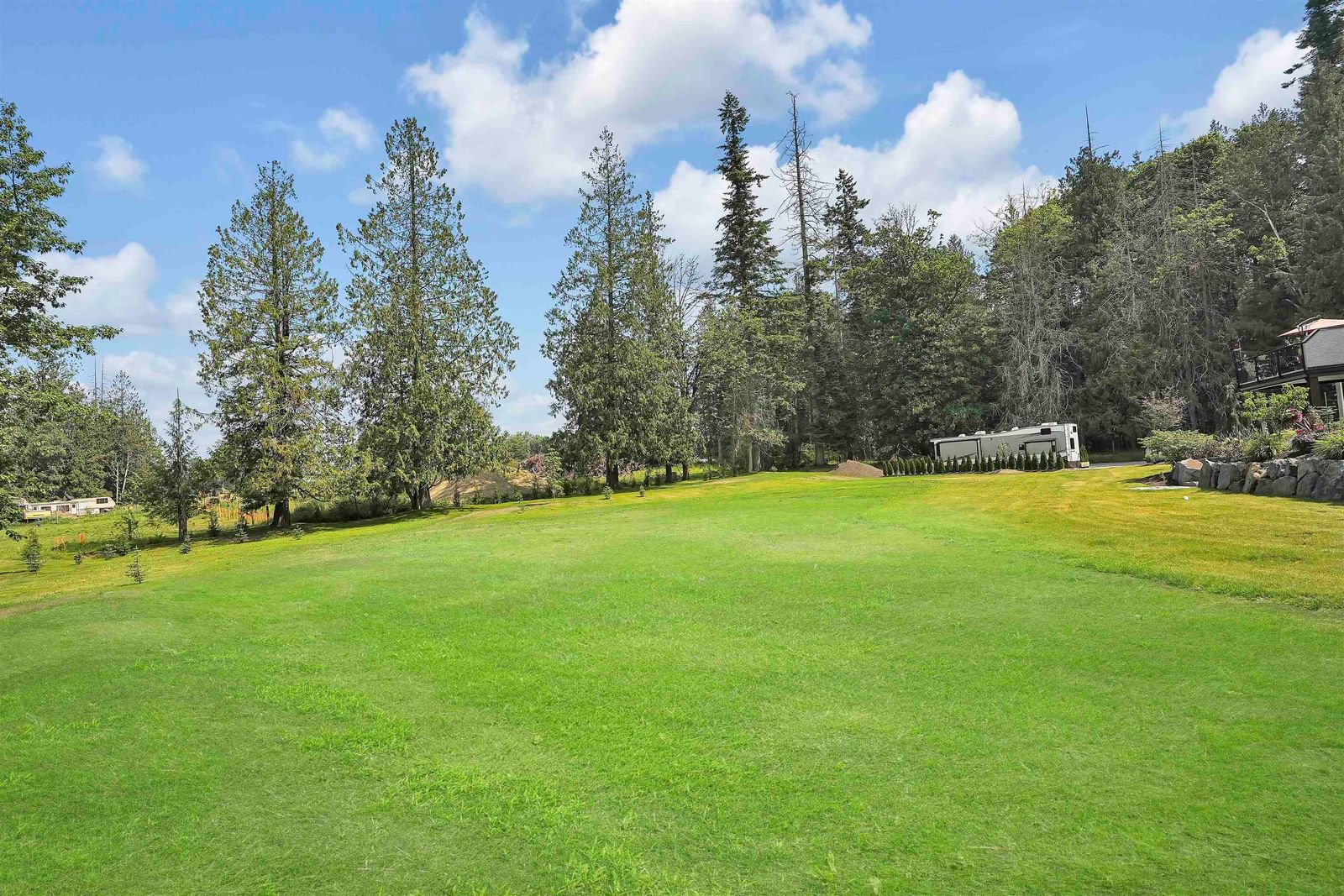 Listing Image 37