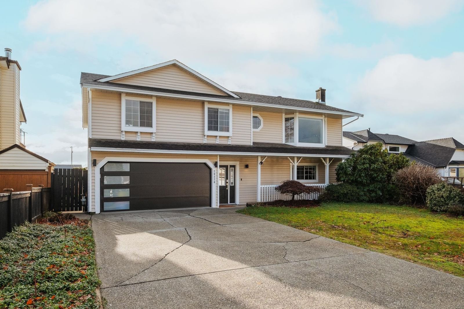 Listing Image 1