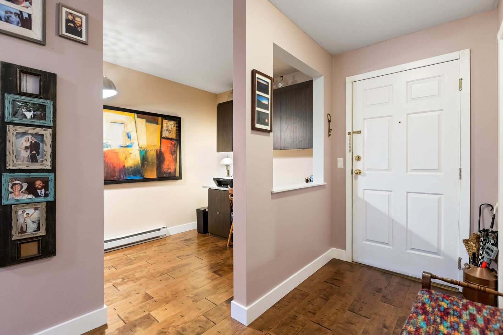 Listing Image 6