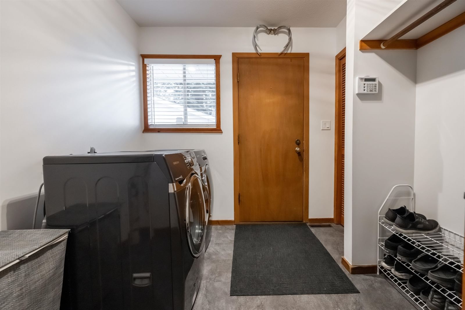 Listing Image 30