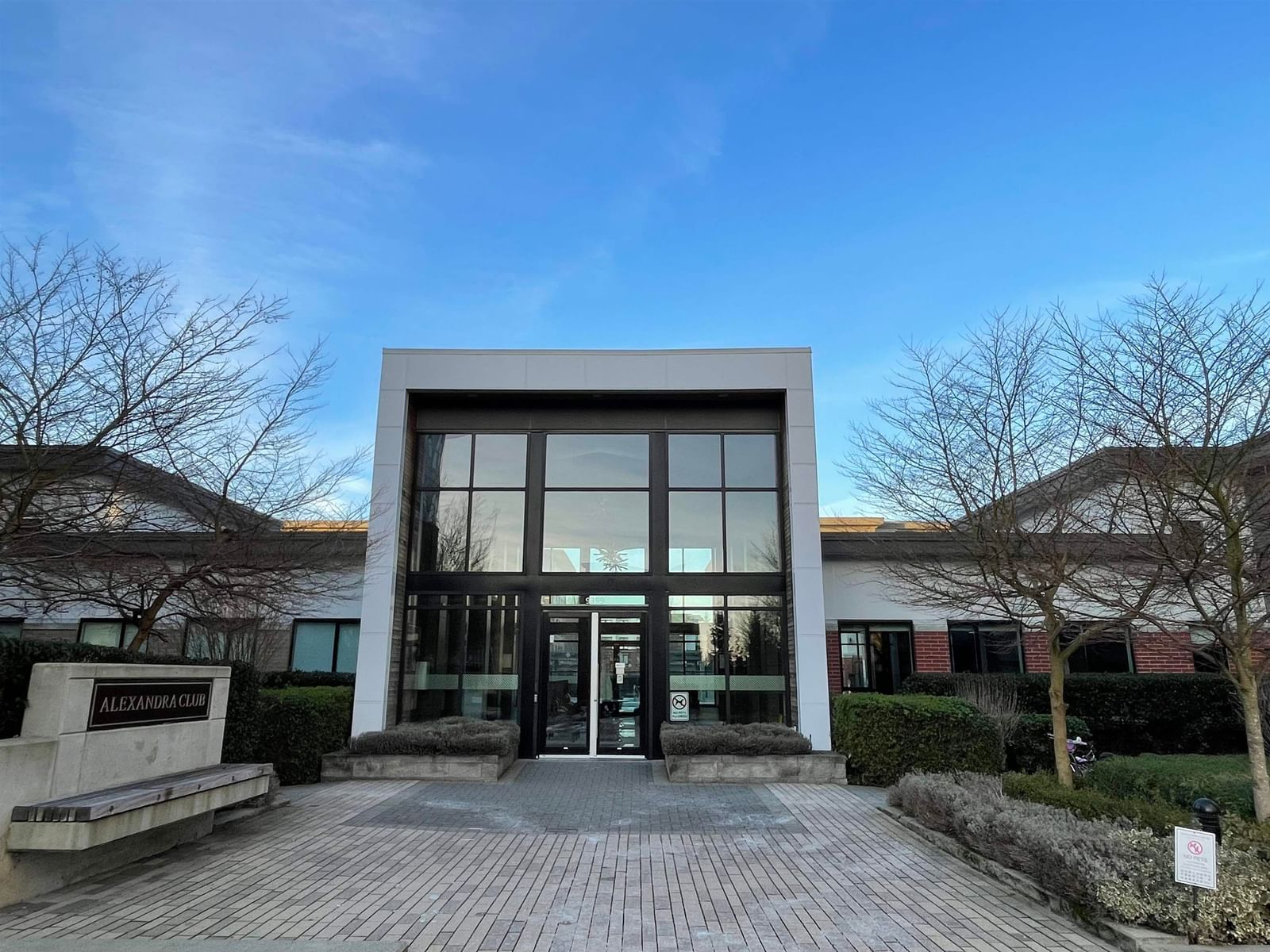 Listing Image 15