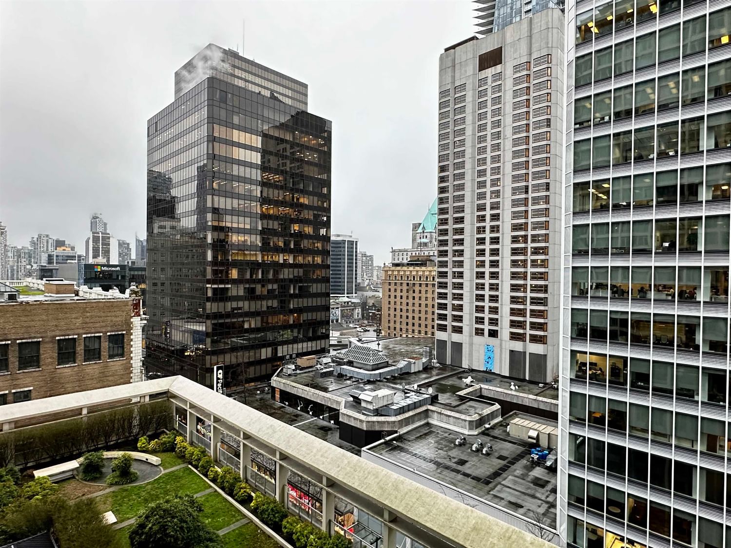 Listing Image 14
