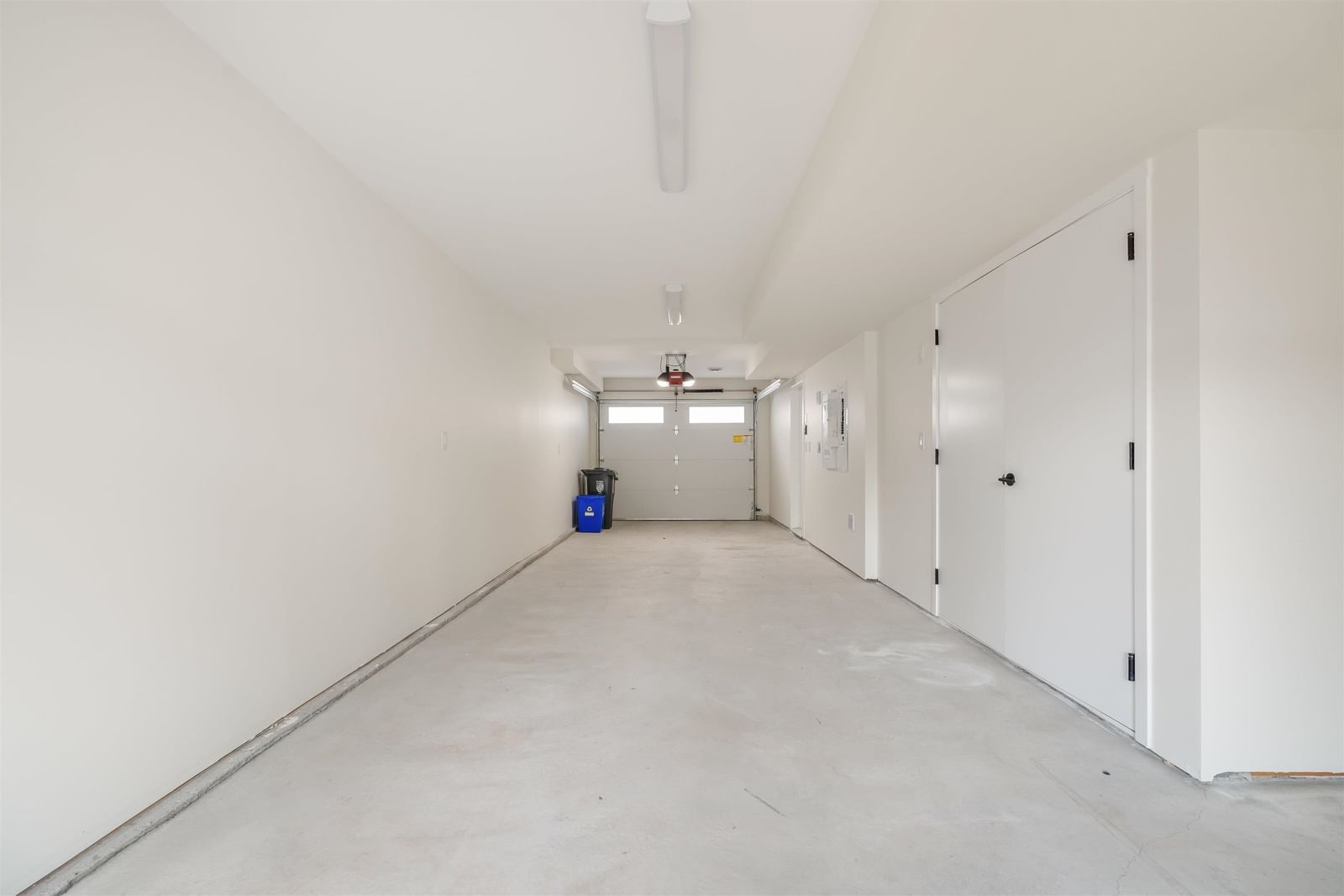 Listing Image 24