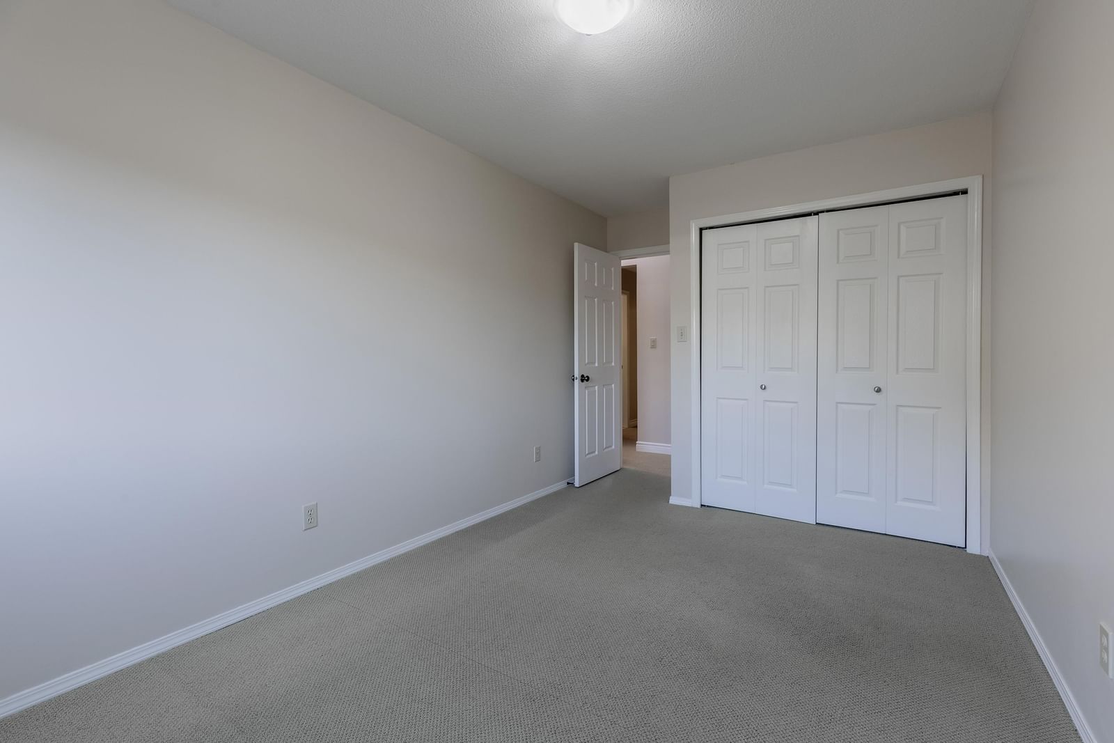 Listing Image 30
