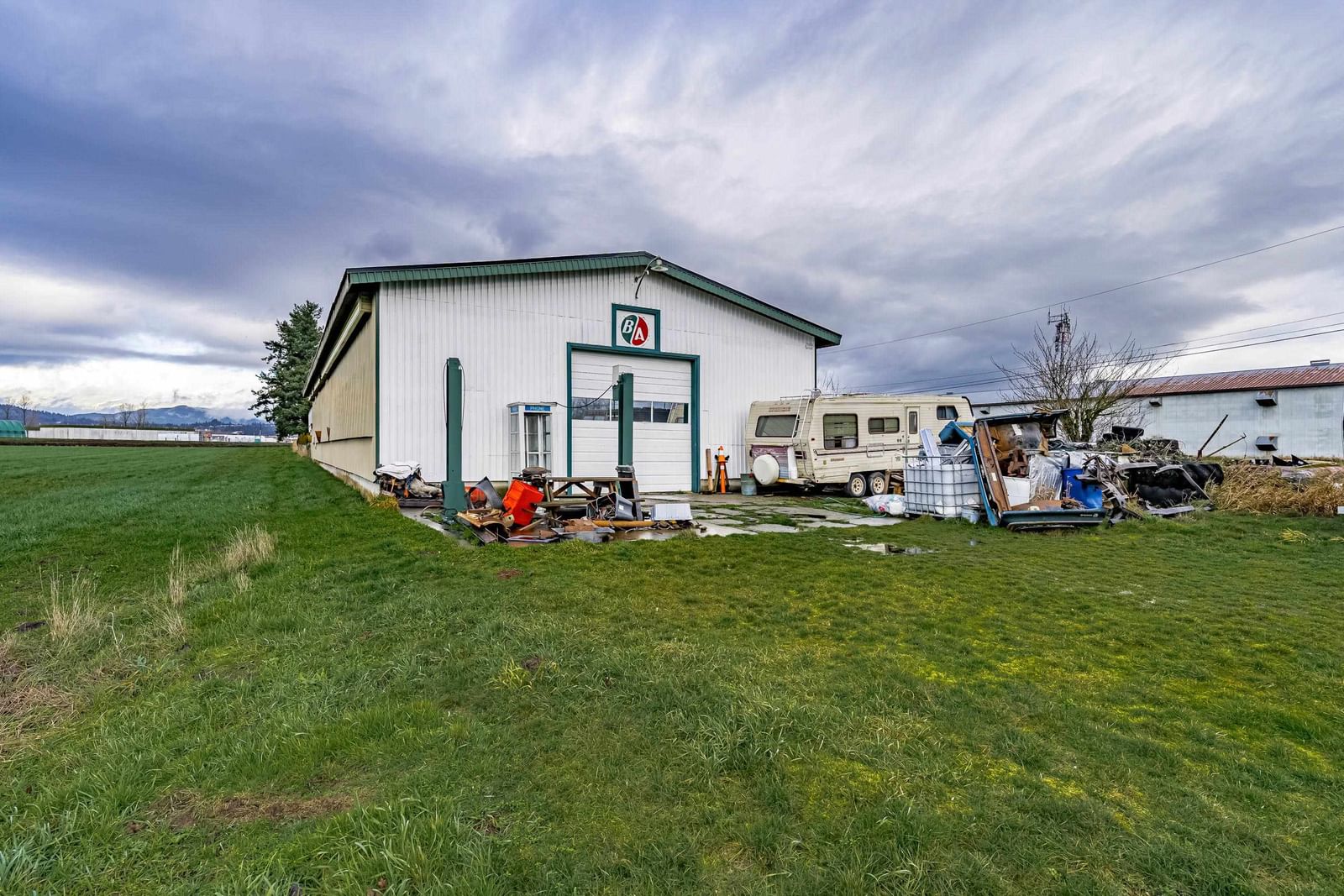 Listing Image 23