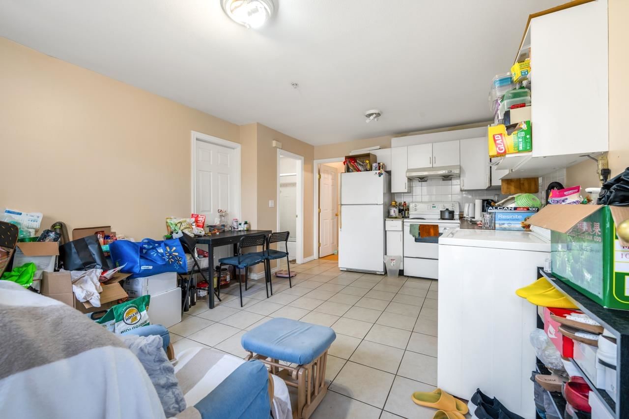 Listing Image 18