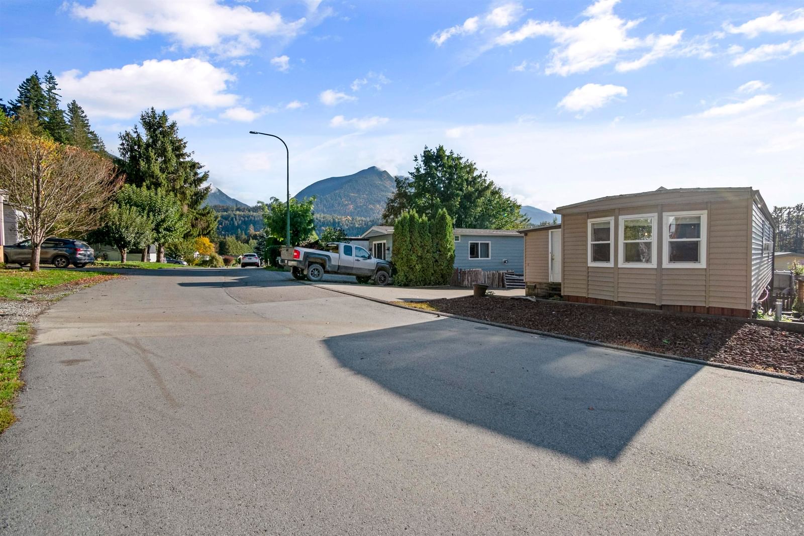 Listing Image 24