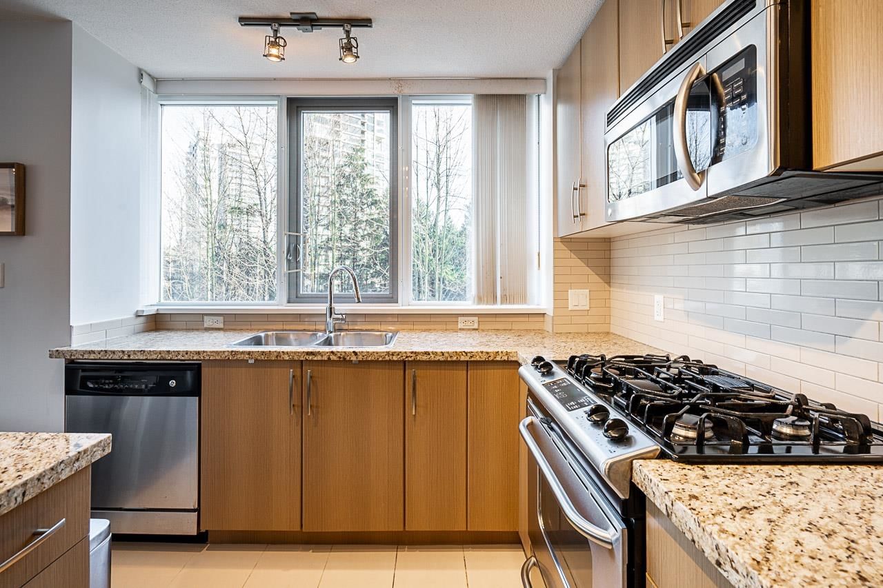 Listing Image 15