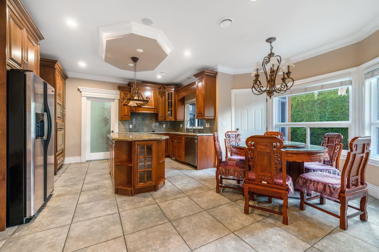 Listing Image 10
