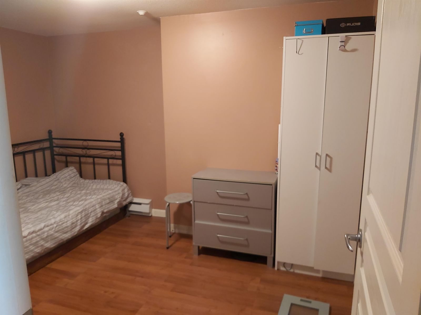 Listing Image 19