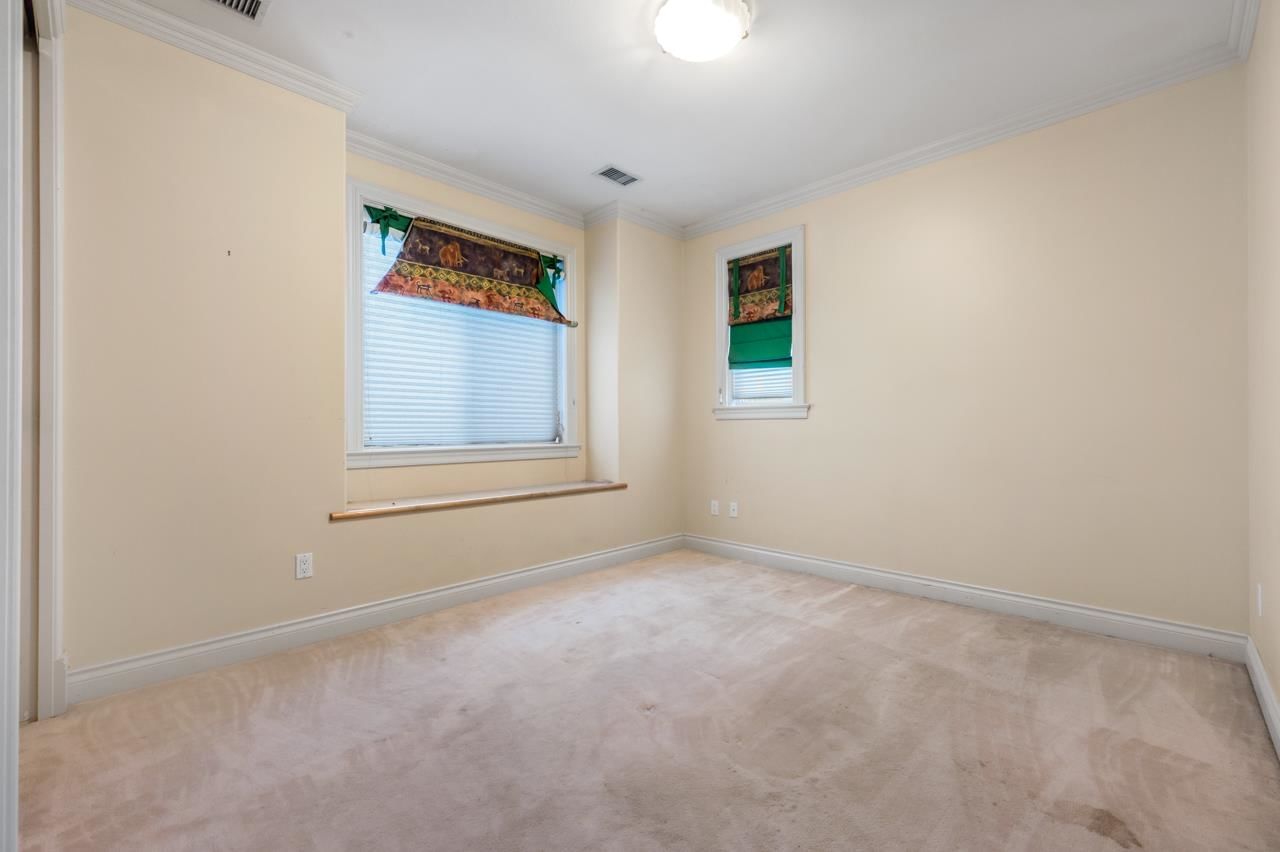 Listing Image 30