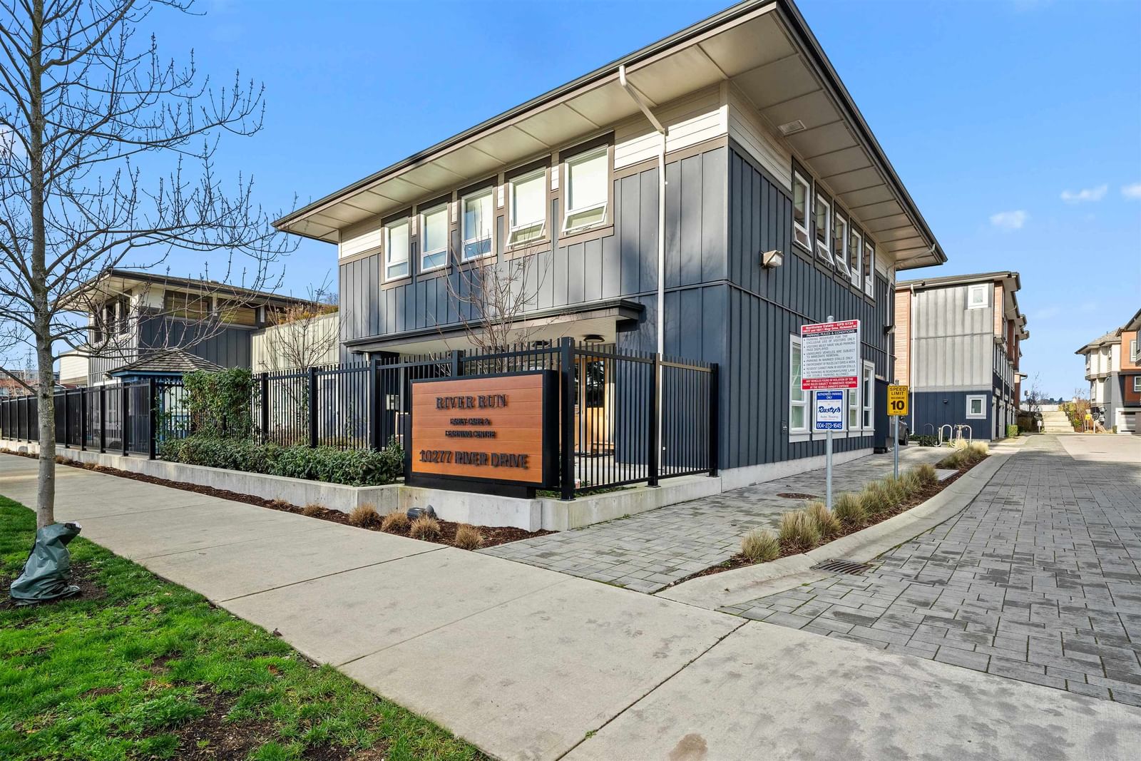Listing Image 21