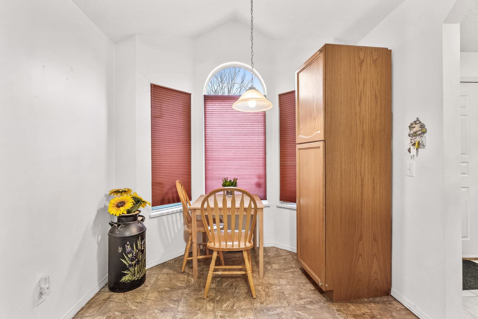 Listing Image 17