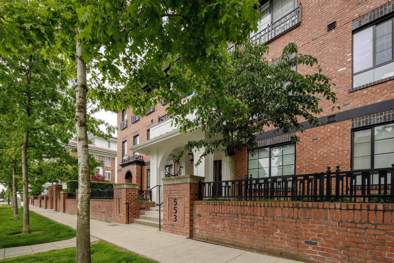 Listing Image 17