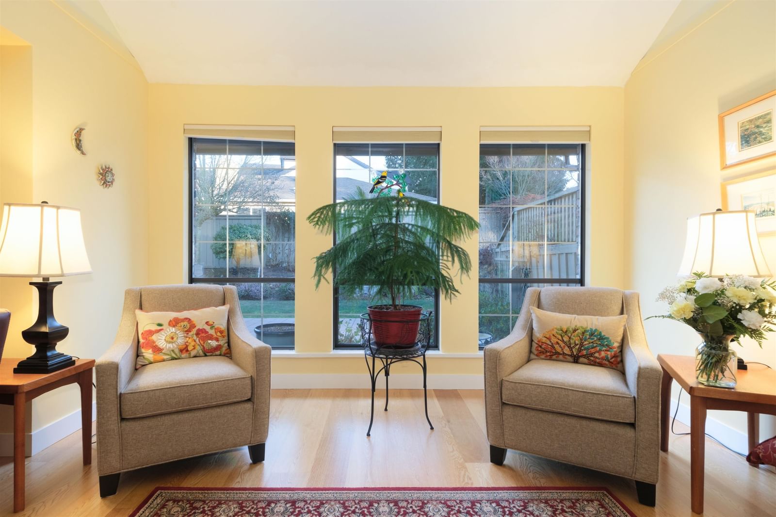 Listing Image 11