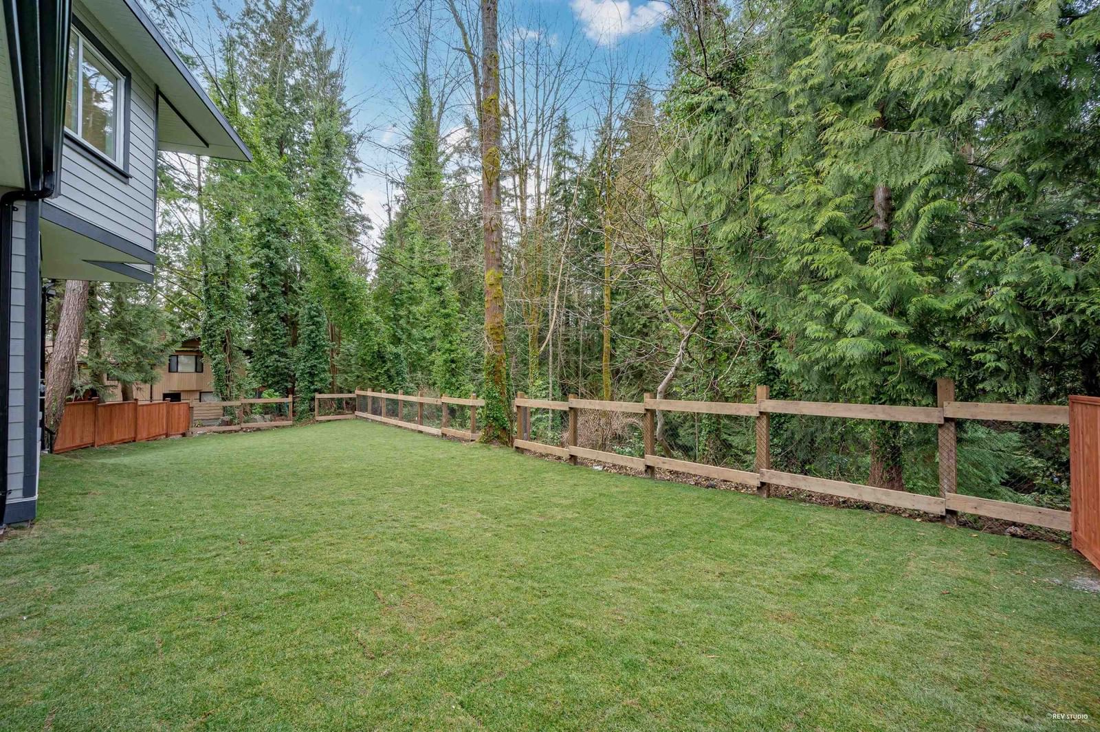 Listing Image 28