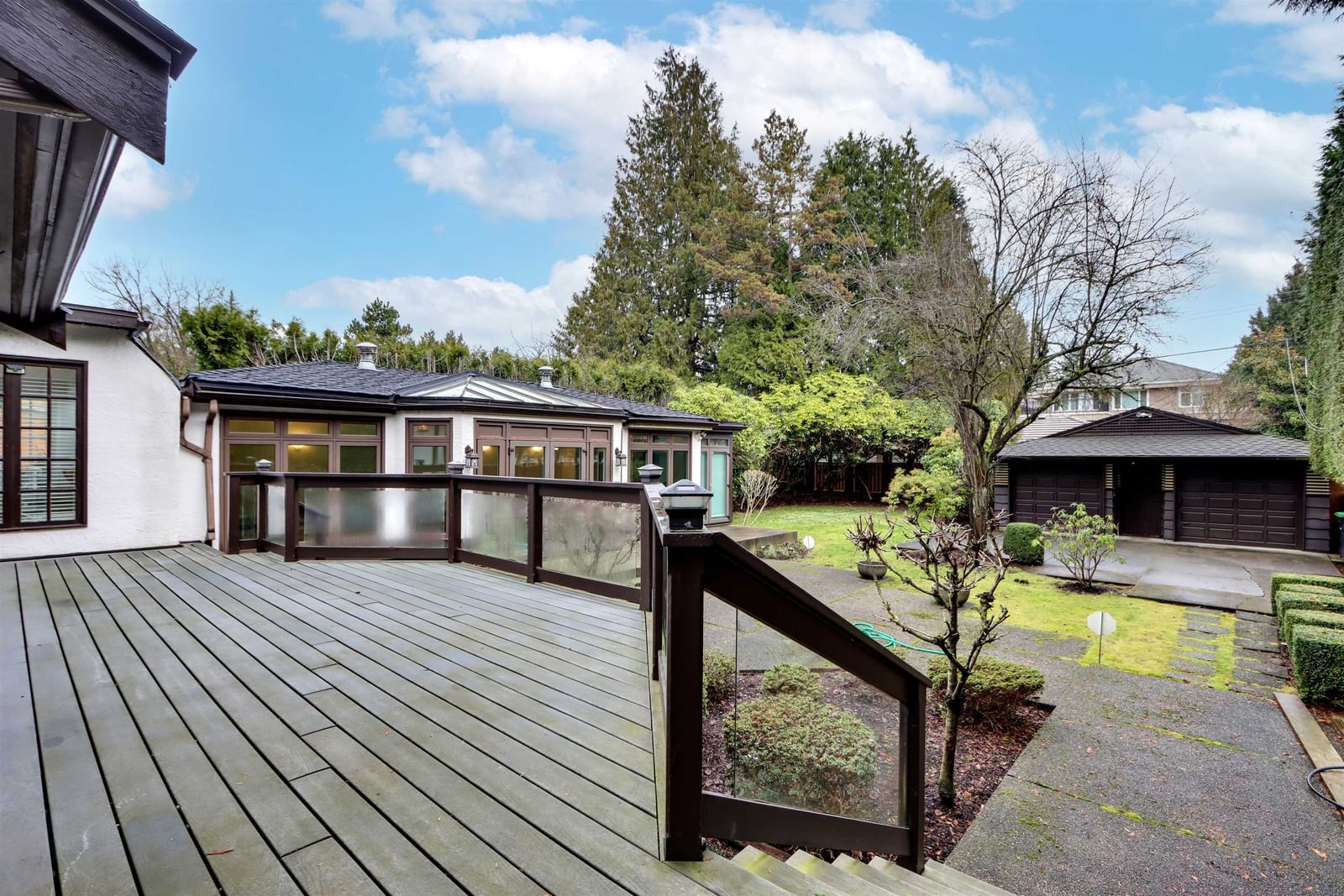 Listing Image 17