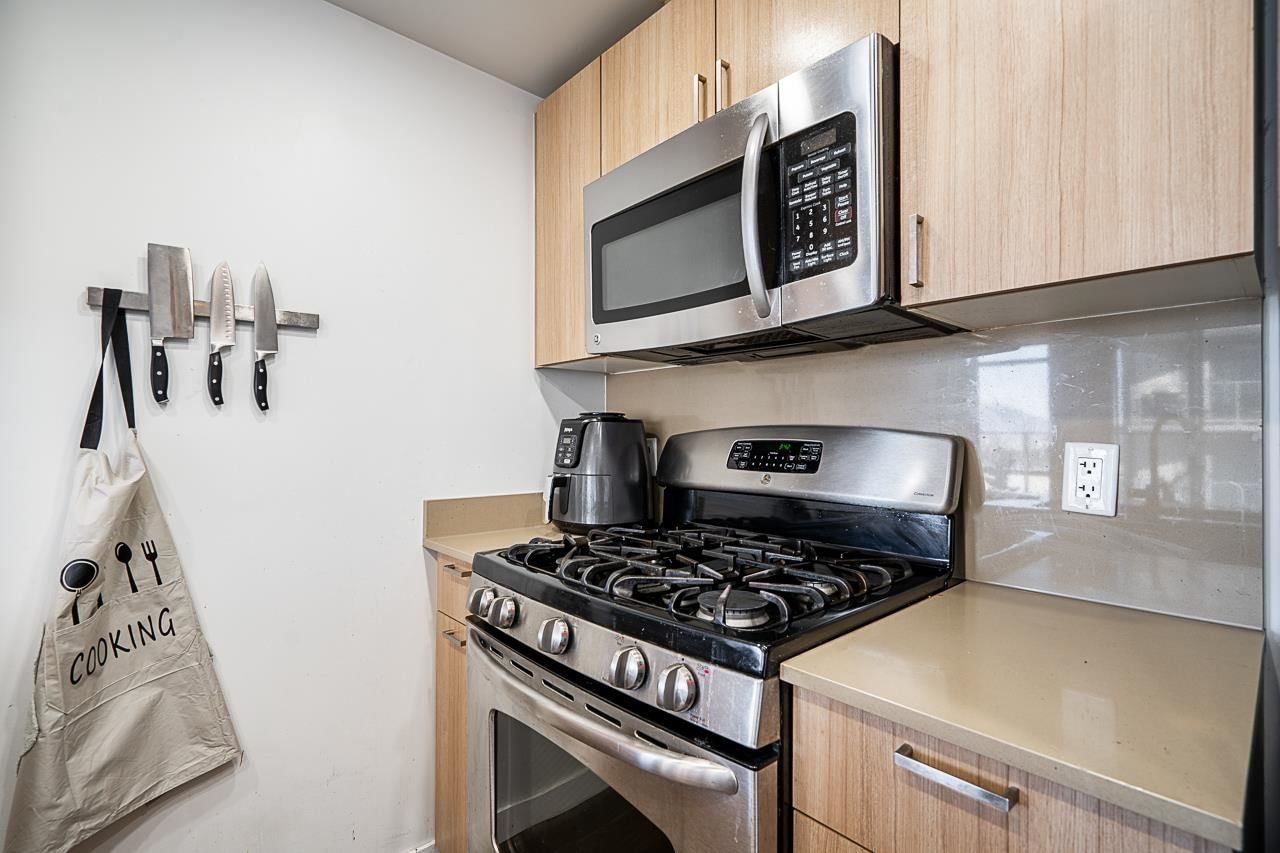 Listing Image 15