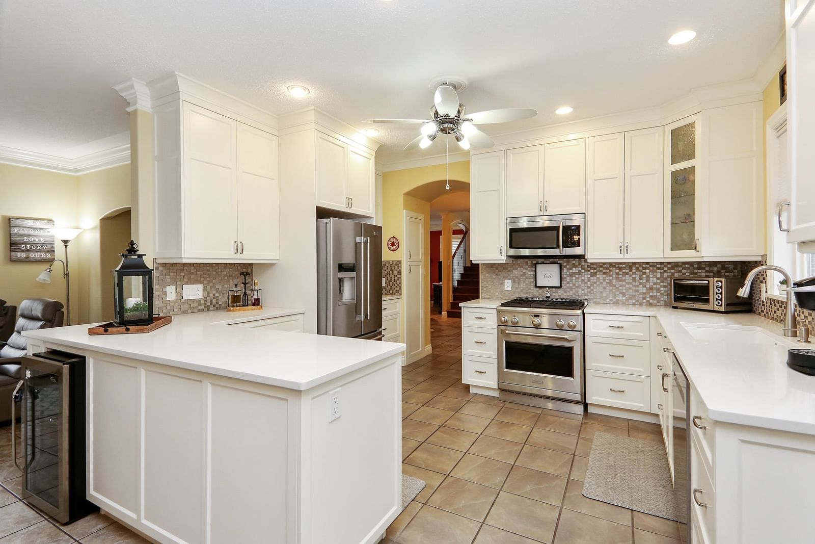 Listing Image 15