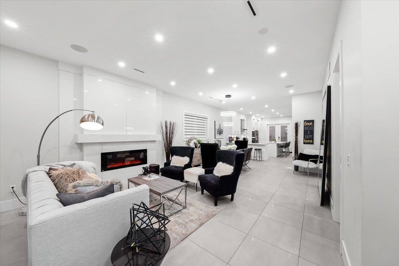 1041 Stewart Avenue, Coquitlam, V3K 2N8 | Image 2