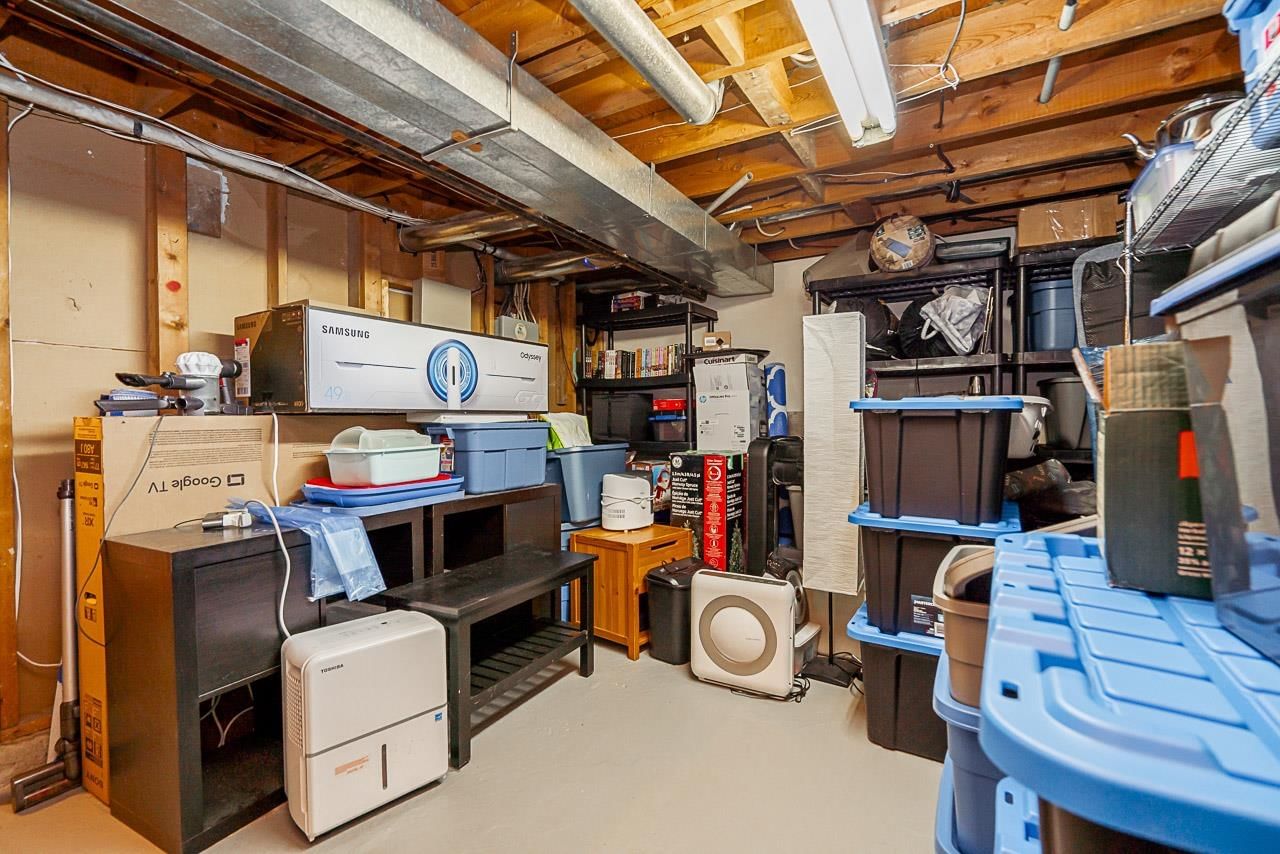 Listing Image 17
