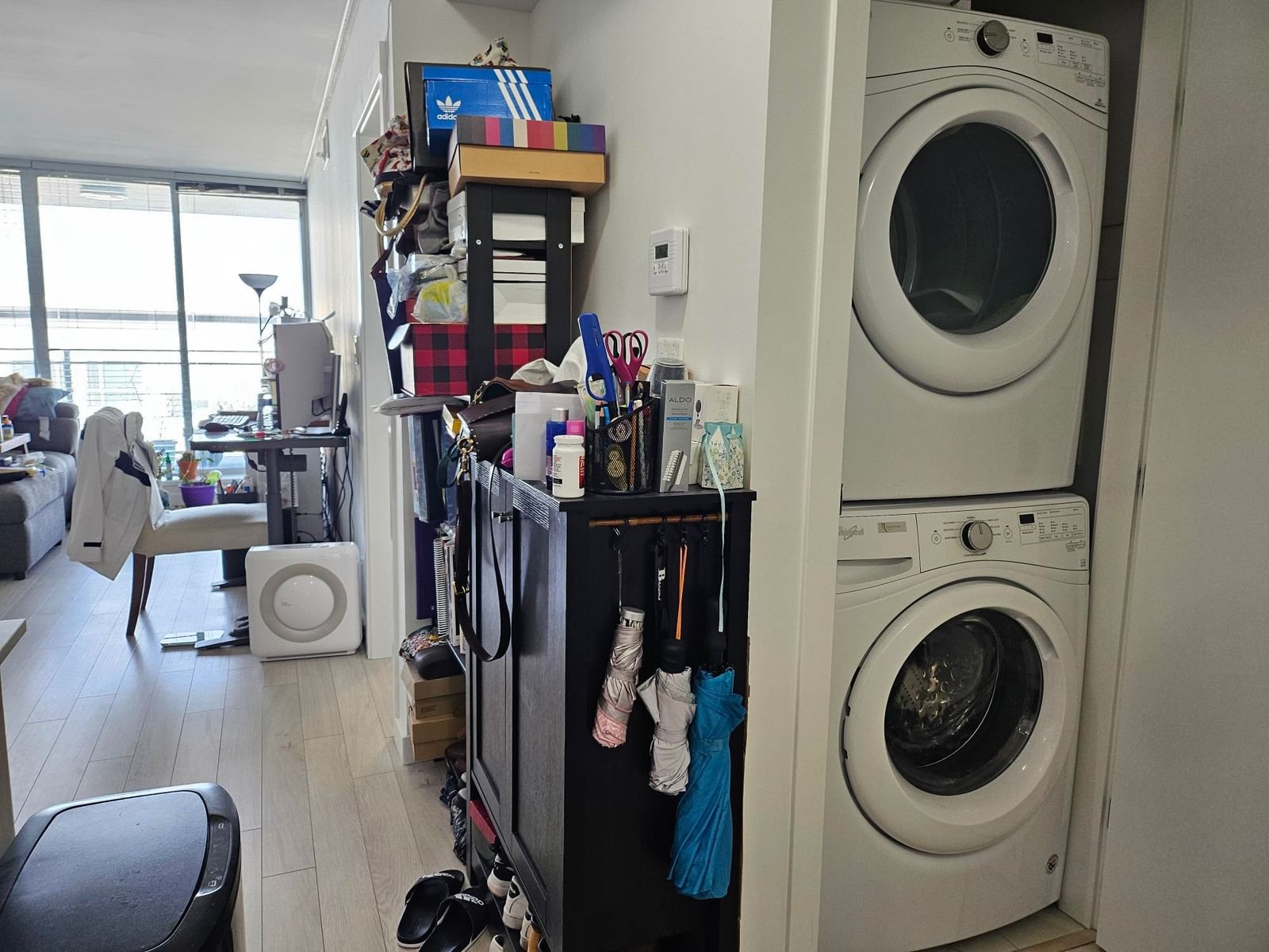 Listing Image 16