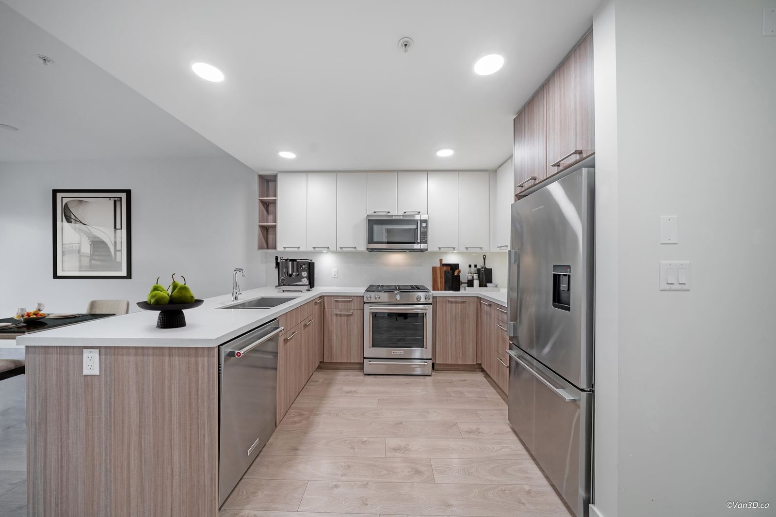 Listing Image 3