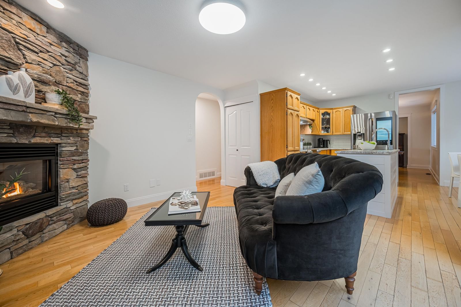 Listing Image 14