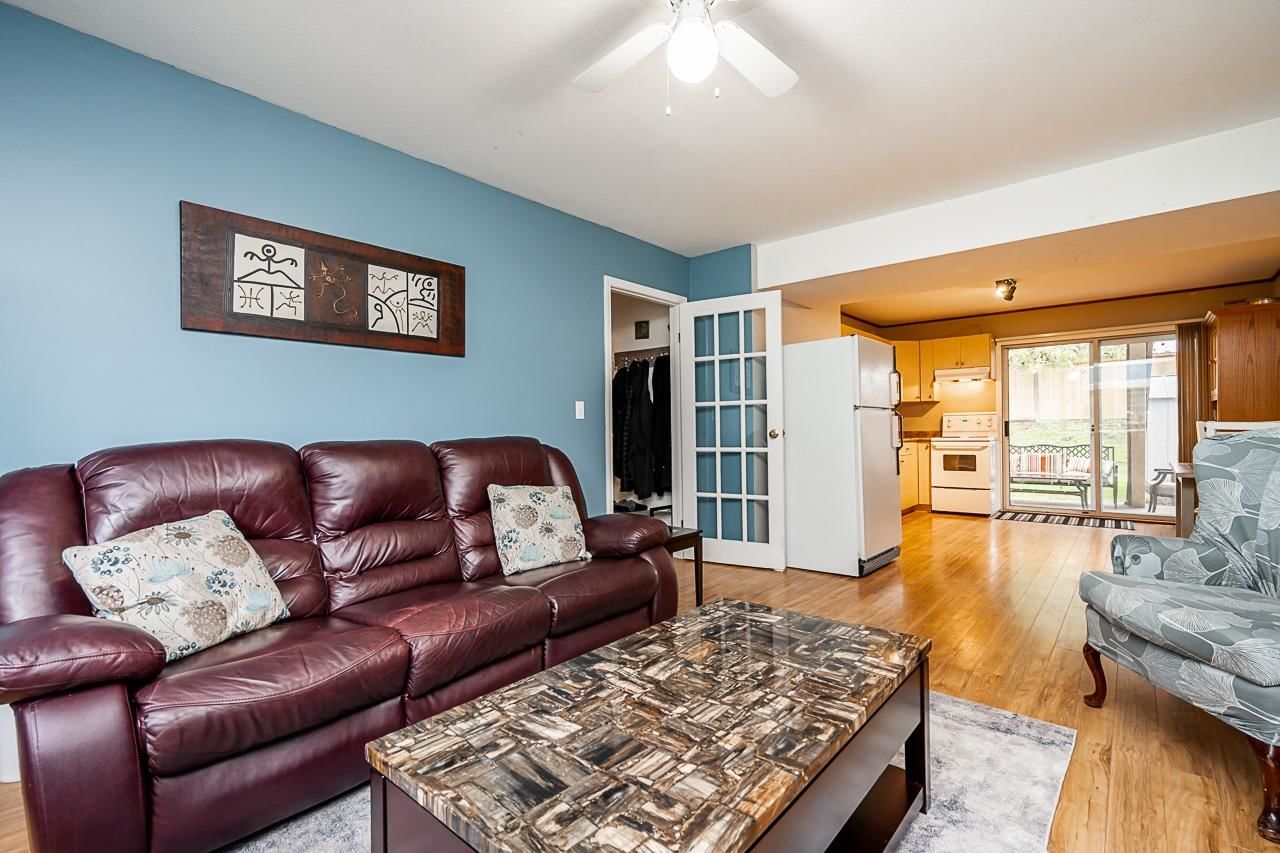Listing Image 20