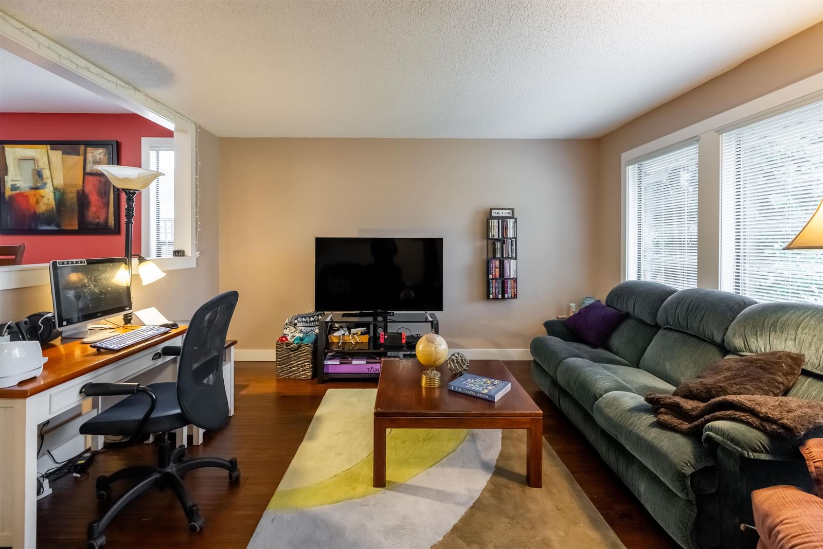 Listing Image 10