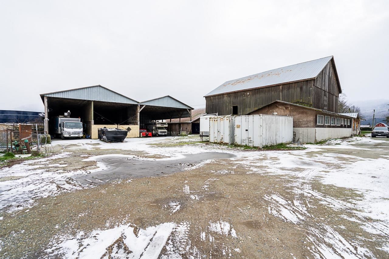 Listing Image 16