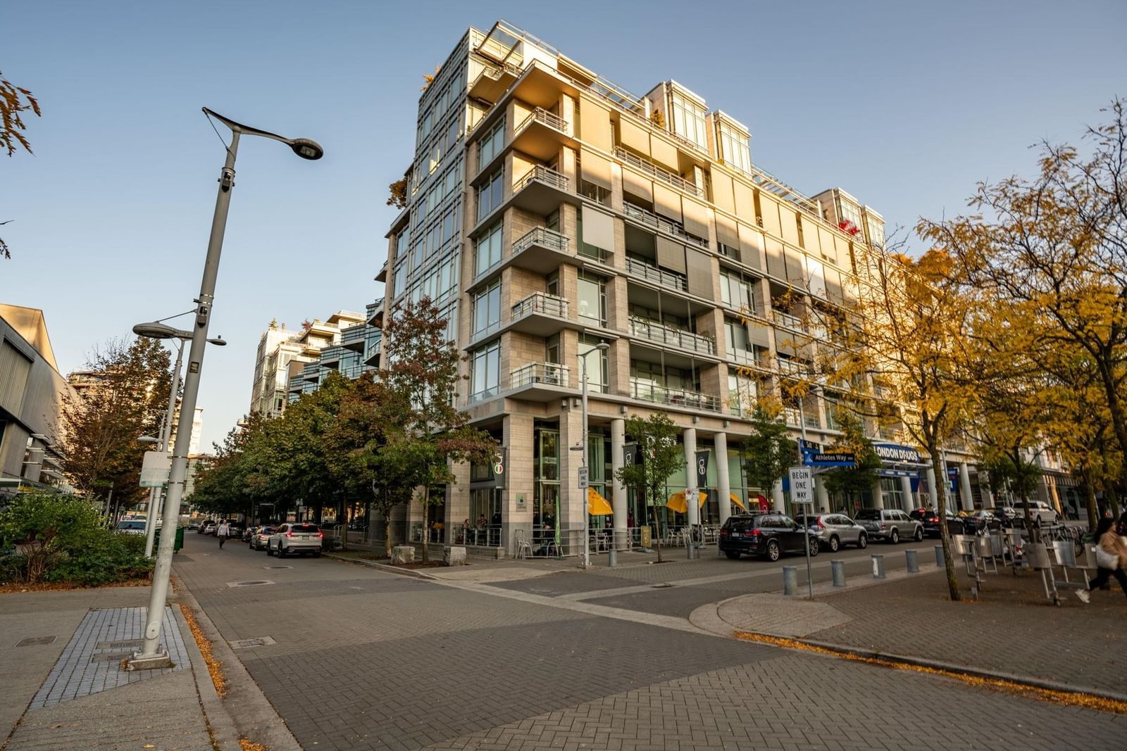 Listing Image 1