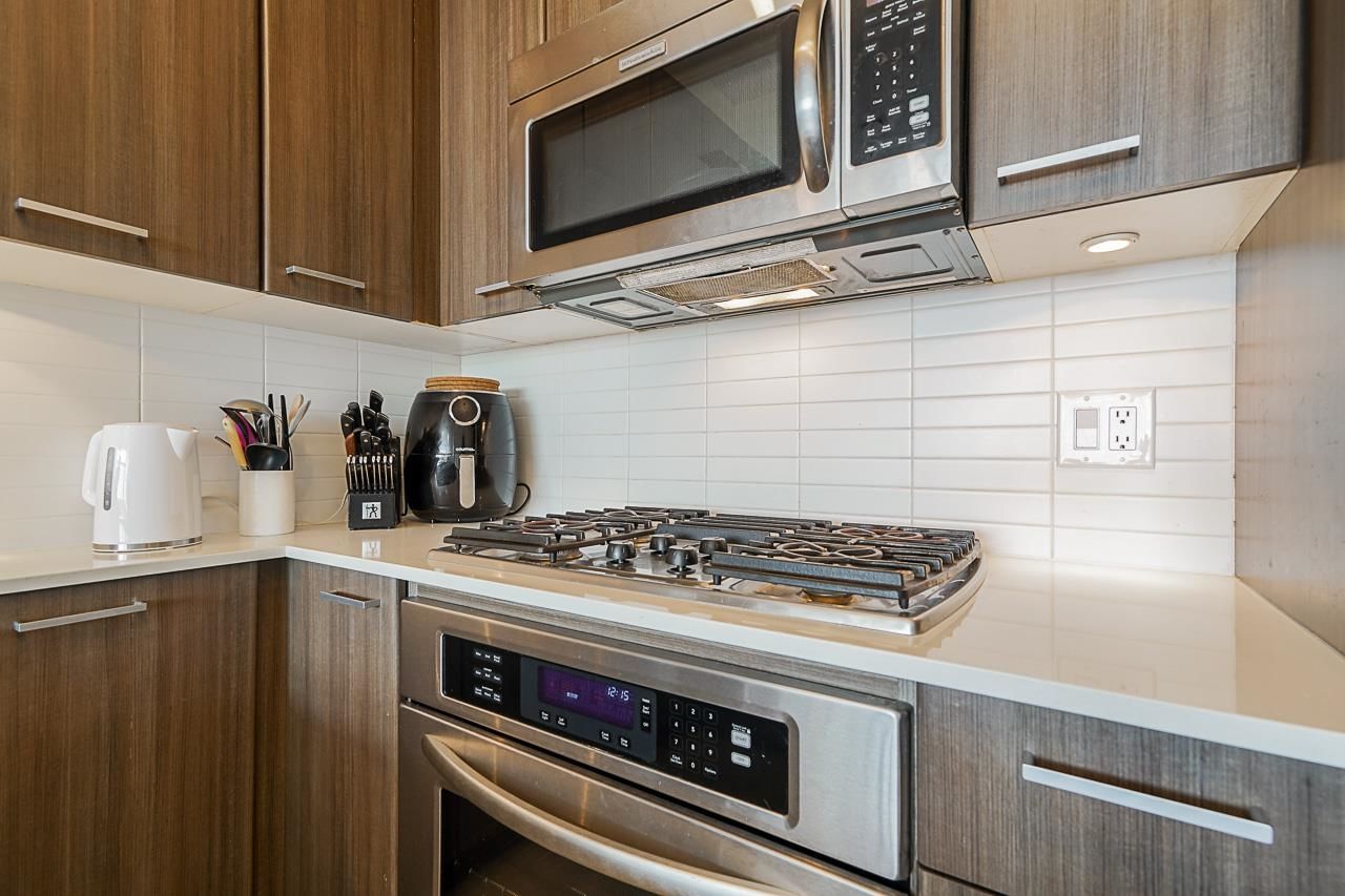 Listing Image 15