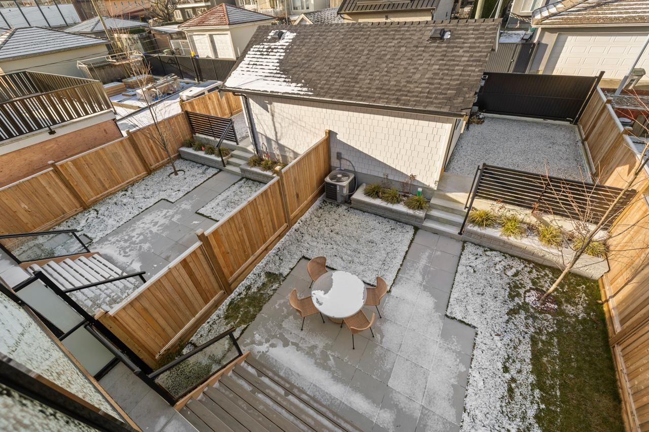 Listing Image 23