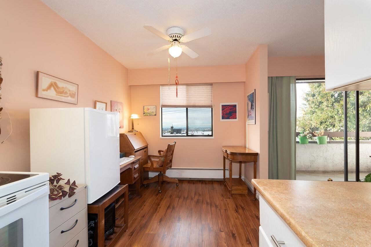 Listing Image 14
