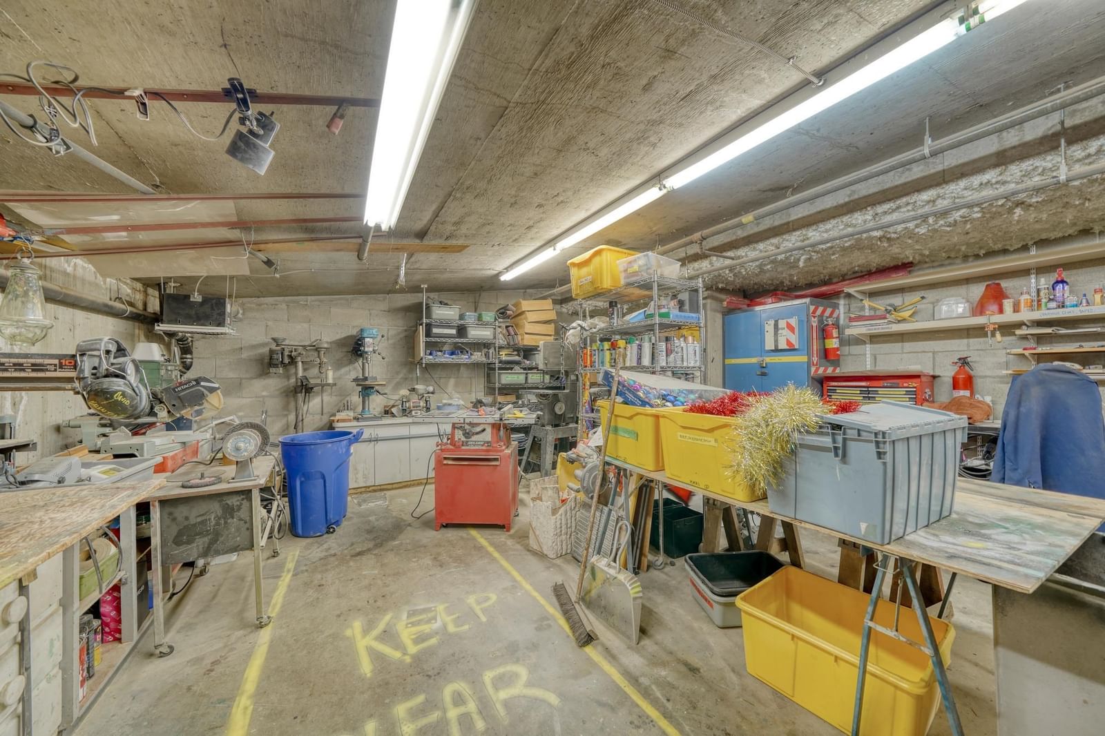 Listing Image 32