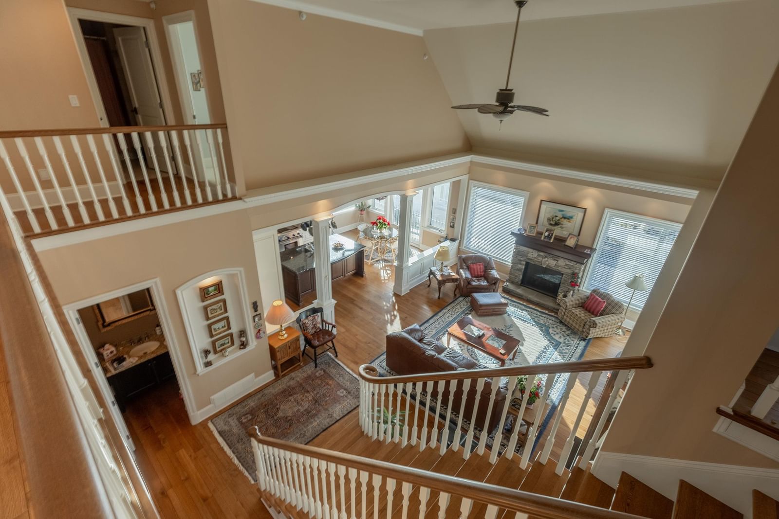 Listing Image 16
