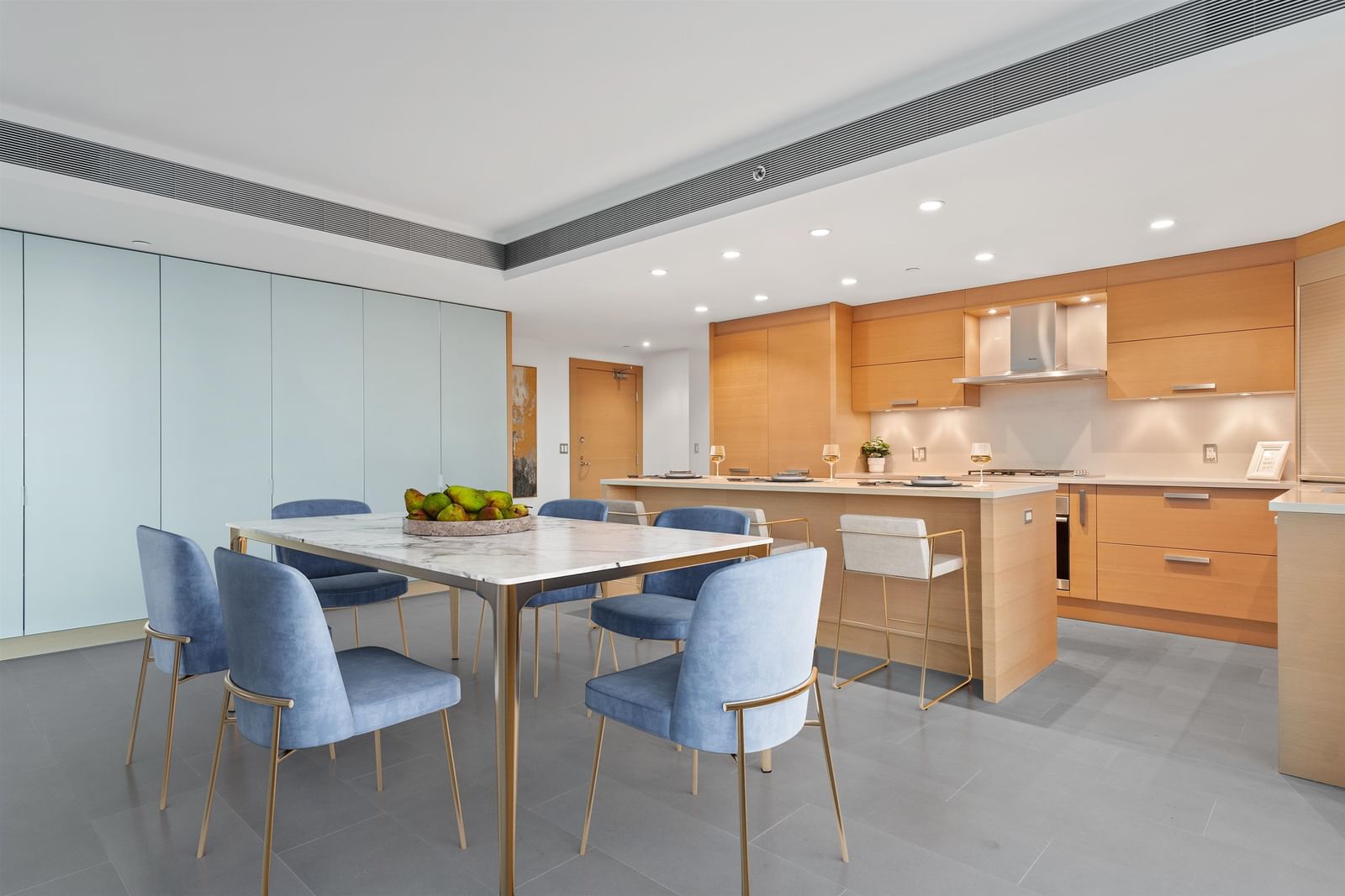 Listing Image 24