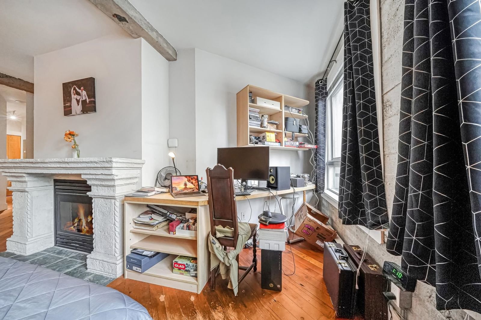 Listing Image 10