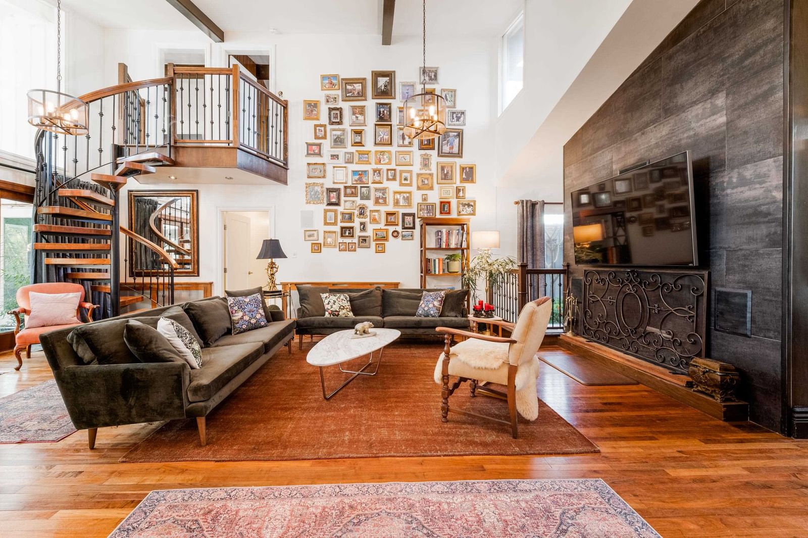 Listing Image 12