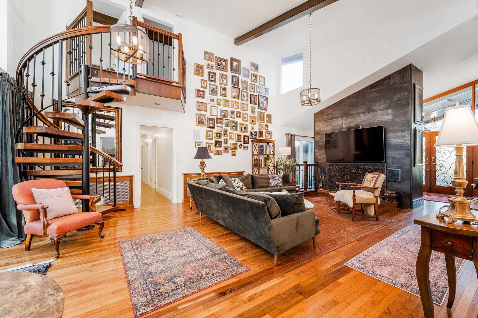 Listing Image 13