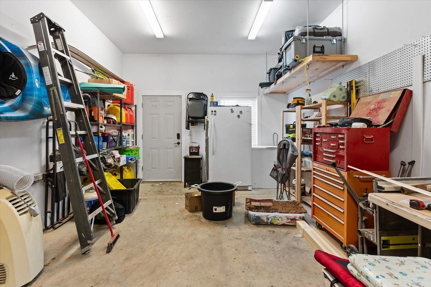 Listing Image 30