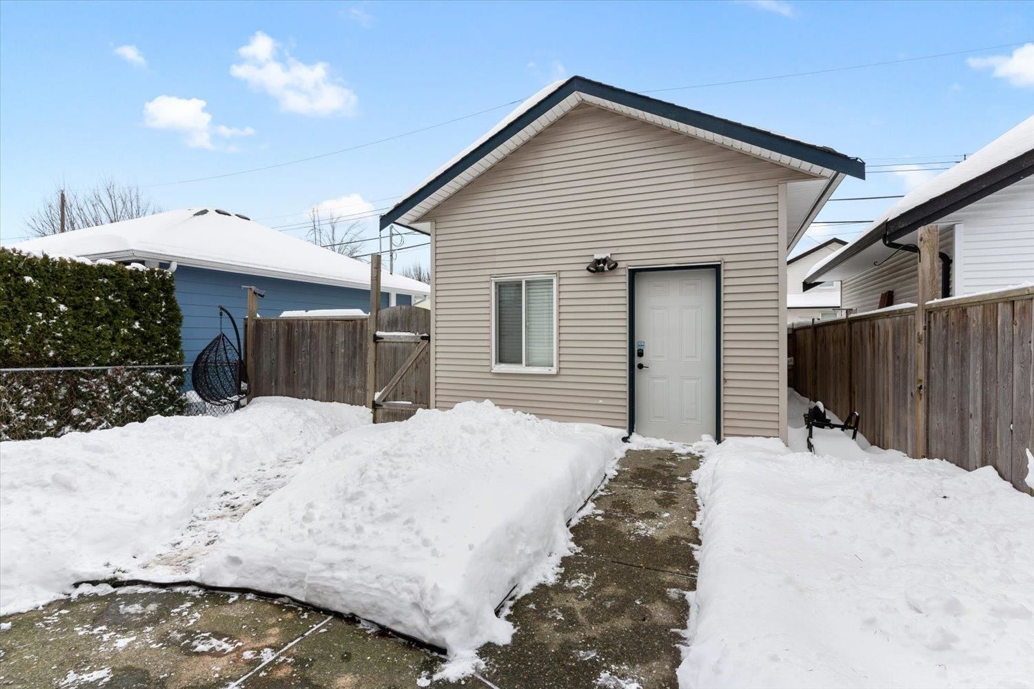 Listing Image 33